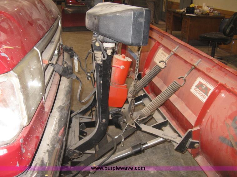 image for item B8461 1989 Ford F250 HD Custom SuperCab plow truck