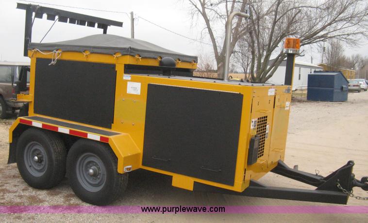 image for item B8463 2007 Schwarze SP10 spray patcher