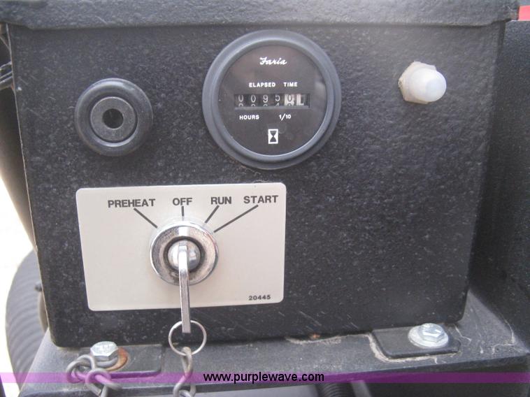 image for item B8463 2007 Schwarze SP10 spray patcher