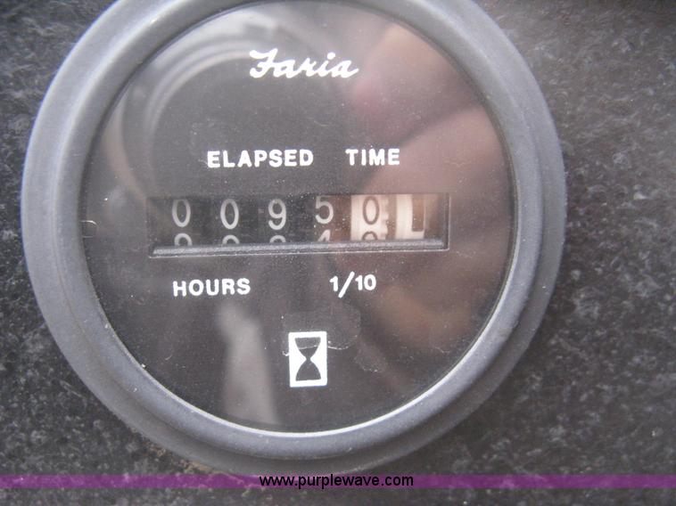 image for item B8463 2007 Schwarze SP10 spray patcher