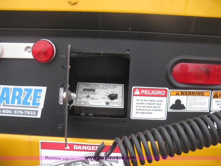 image for item B8463 2007 Schwarze SP10 spray patcher