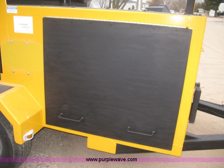 image for item B8463 2007 Schwarze SP10 spray patcher