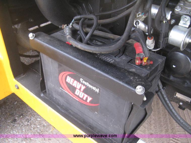 image for item B8463 2007 Schwarze SP10 spray patcher