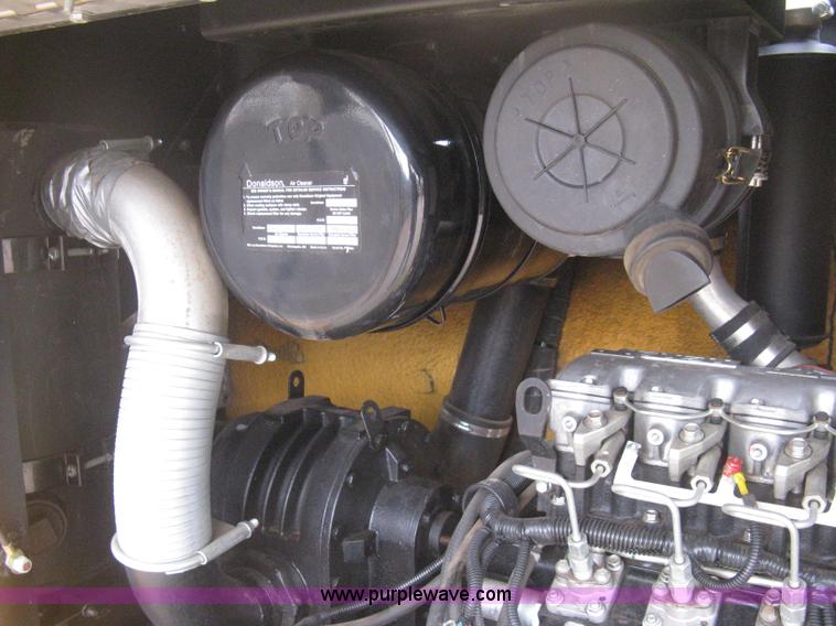 image for item B8463 2007 Schwarze SP10 spray patcher