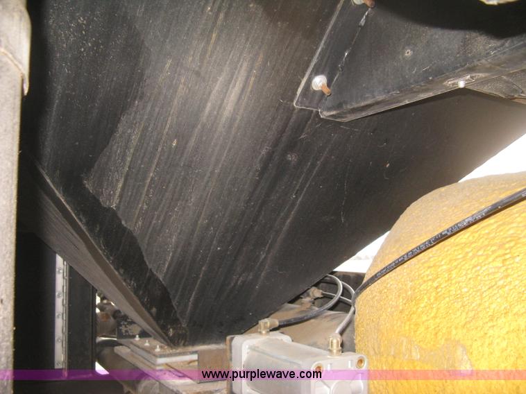 image for item B8463 2007 Schwarze SP10 spray patcher