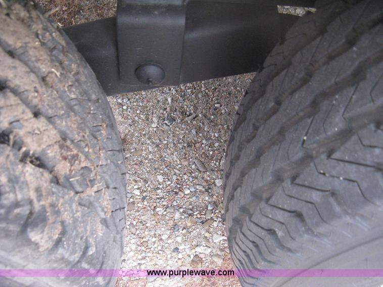 image for item B8463 2007 Schwarze SP10 spray patcher