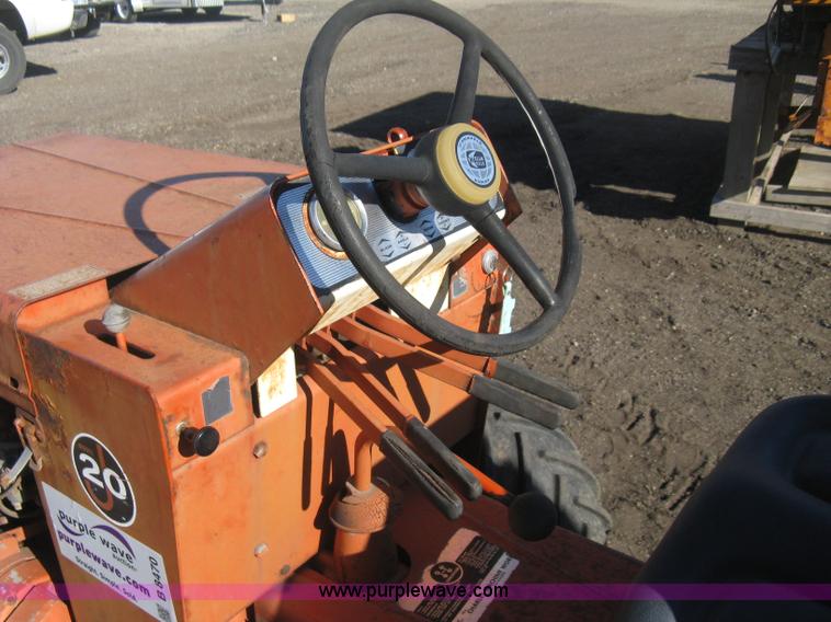 image for item B8470 Ditch Witch J20 trencher