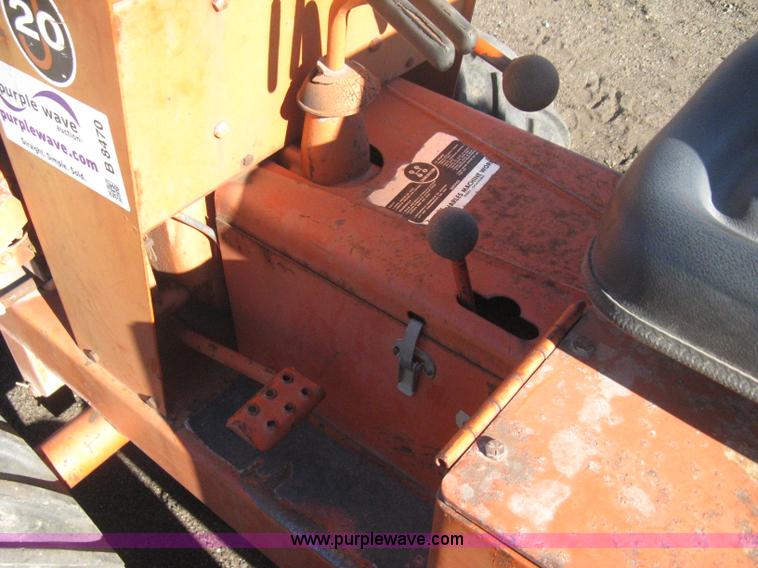 image for item B8470 Ditch Witch J20 trencher