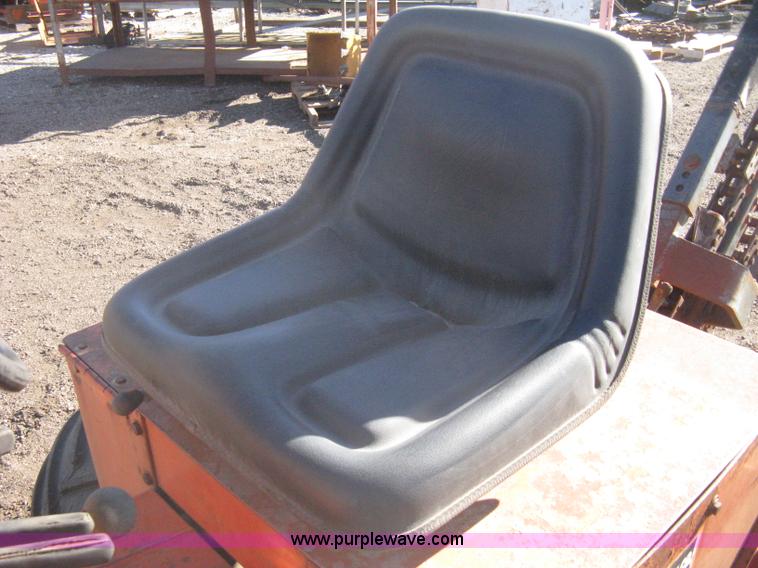 image for item B8470 Ditch Witch J20 trencher