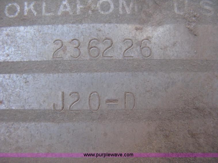 image for item B8470 Ditch Witch J20 trencher