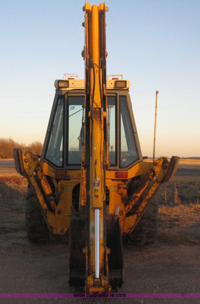 image for item B8476 1990 JCB 1400B Extradig backhoe