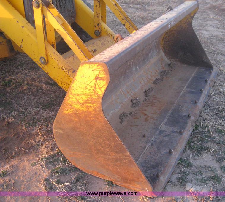 image for item B8476 1990 JCB 1400B Extradig backhoe