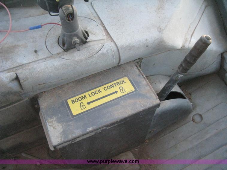 image for item B8476 1990 JCB 1400B Extradig backhoe