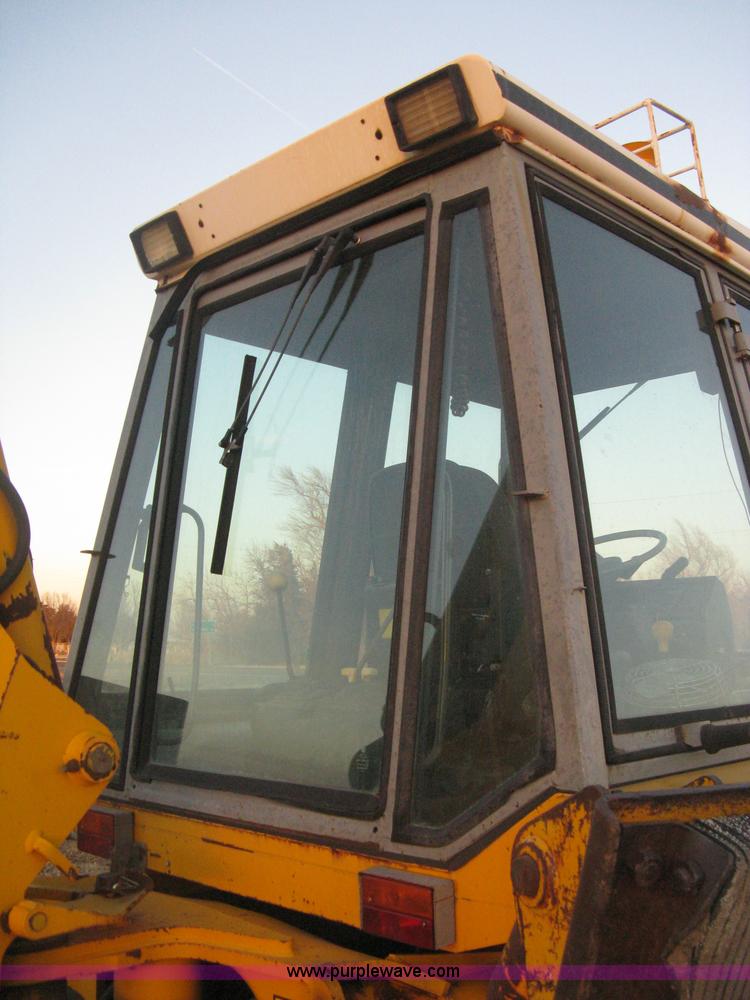 image for item B8476 1990 JCB 1400B Extradig backhoe