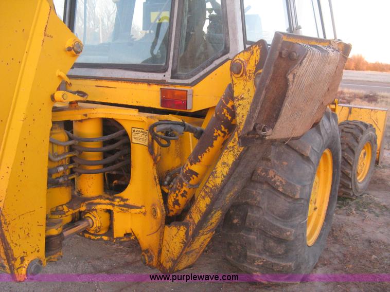 image for item B8476 1990 JCB 1400B Extradig backhoe