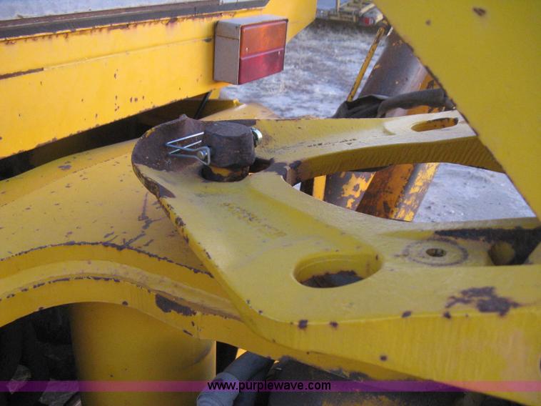 image for item B8476 1990 JCB 1400B Extradig backhoe