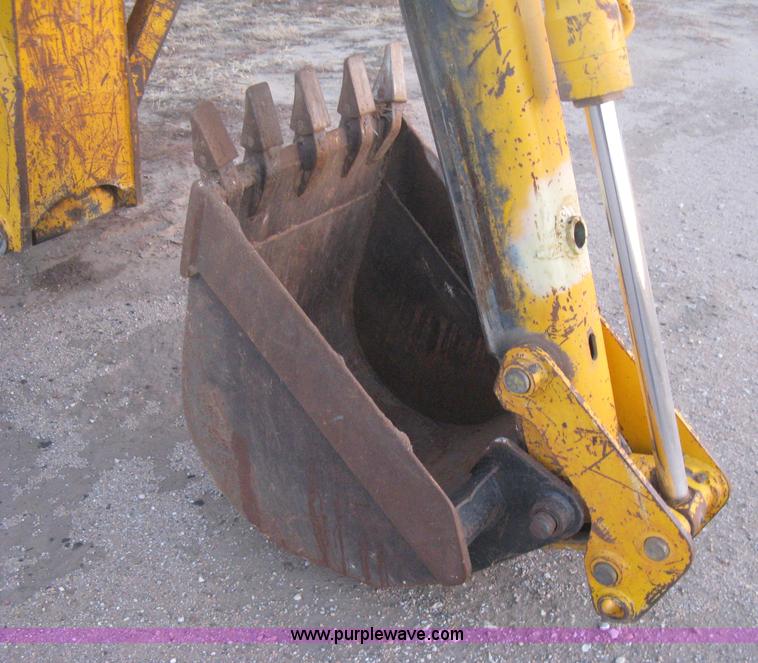image for item B8476 1990 JCB 1400B Extradig backhoe