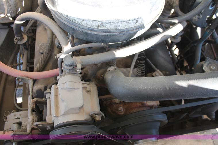 image for item E2811 1984 Chevrolet Kodiak C7D042 Digger Derrick truck