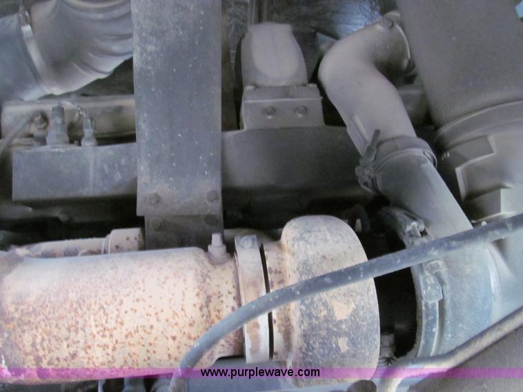 image for item E3622 1991 Ford CLT 9000 semi truck