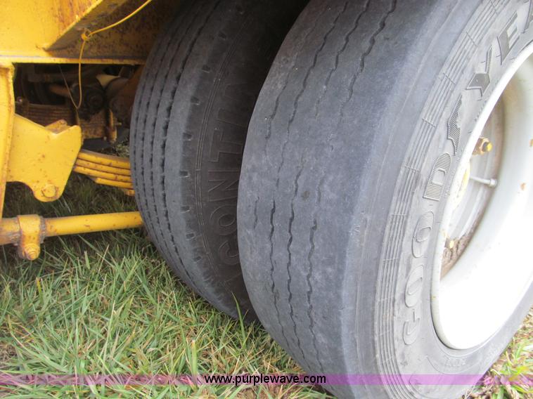 image for item E3623 1982 shop built tandem axle equipment trailer