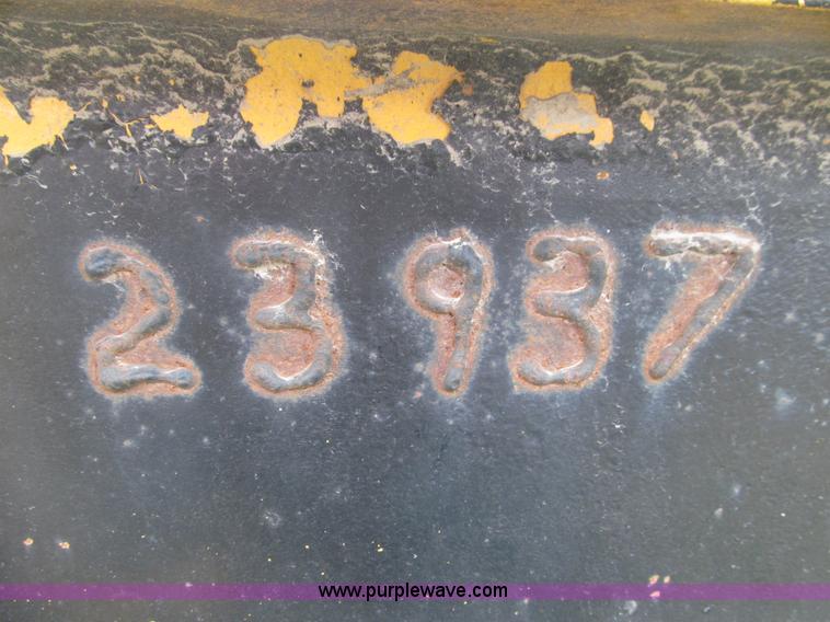 image for item E3623 1982 shop built tandem axle equipment trailer