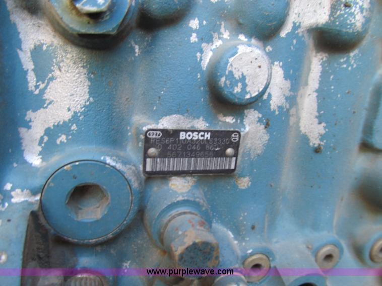 image for item E3625 1996 International 4900 oil distributor truck