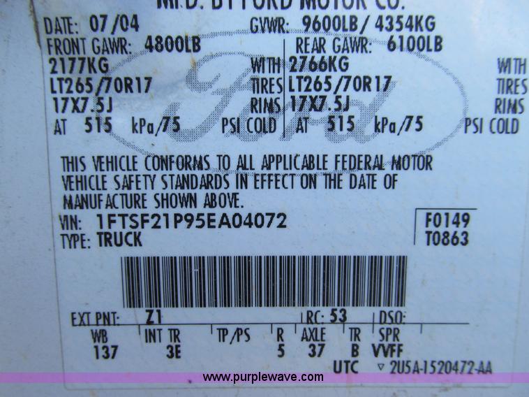 image for item E3632 2005 Ford F250 XLT Super Duty utility truck