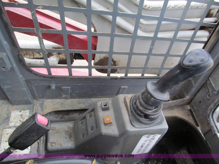 image for item E5854 2005 Takeuchi TL150 track skid steer