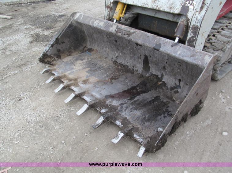 image for item E5854 2005 Takeuchi TL150 track skid steer