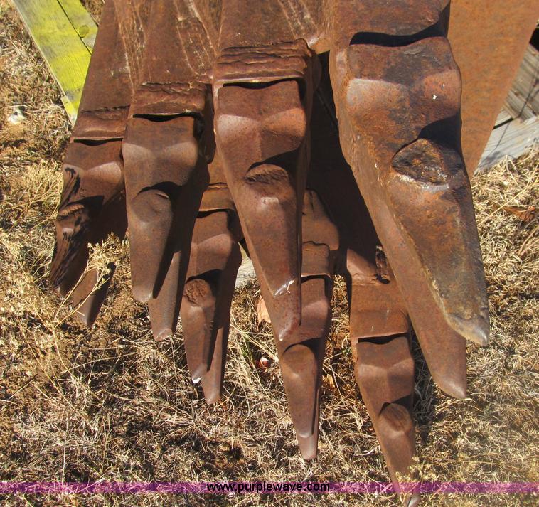 image for item E7508 Hensley Adco rocket bucket