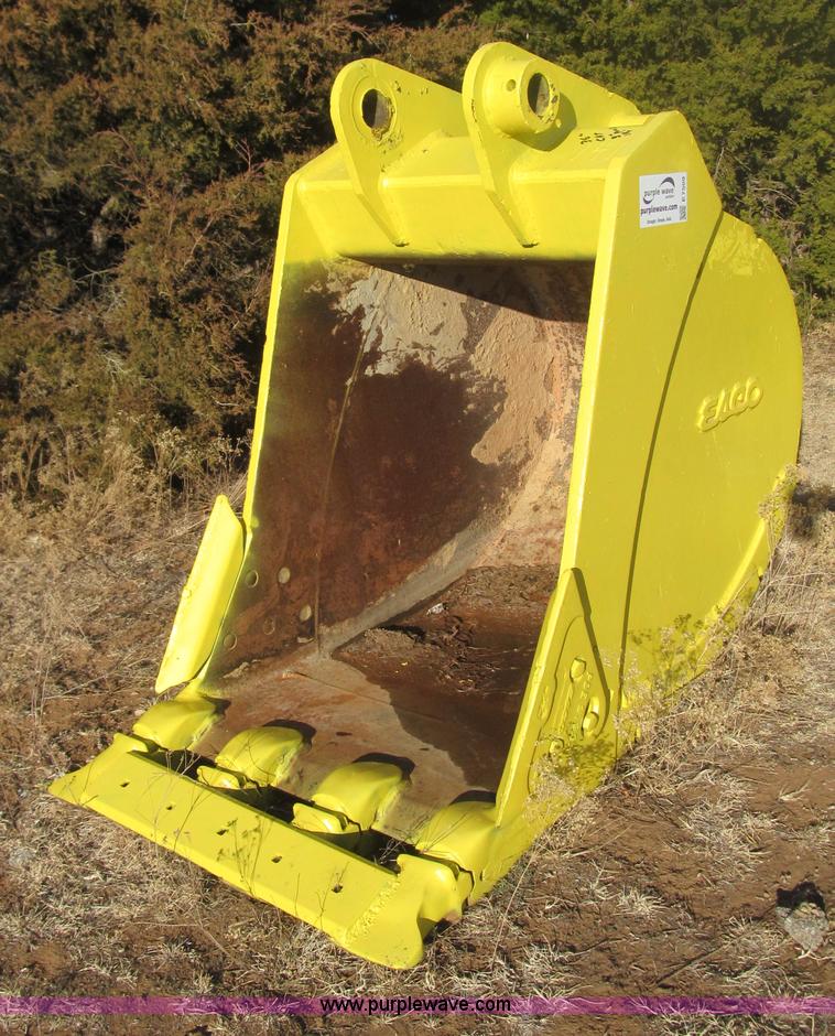 image for item E7509 Eaco excavator bucket