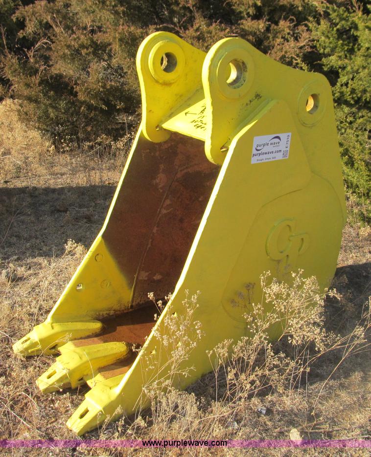 image for item E7510 GP excavator bucket