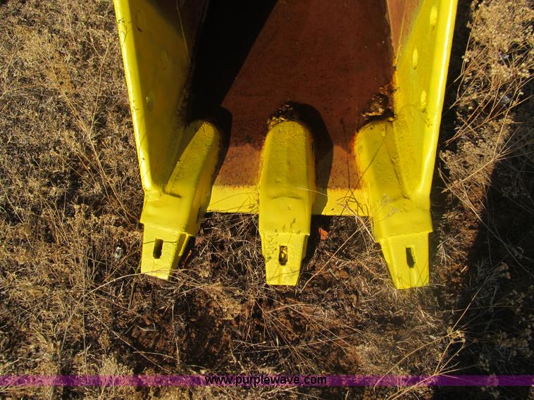 image for item E7510 GP excavator bucket