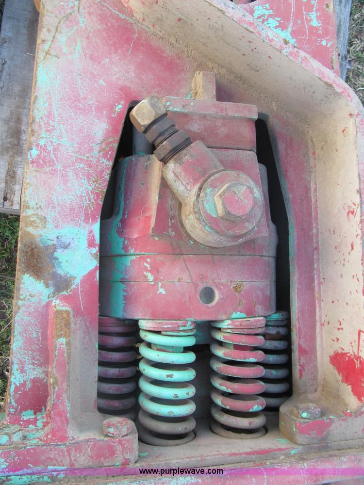 image for item E7516 Kent hydraulic hammer