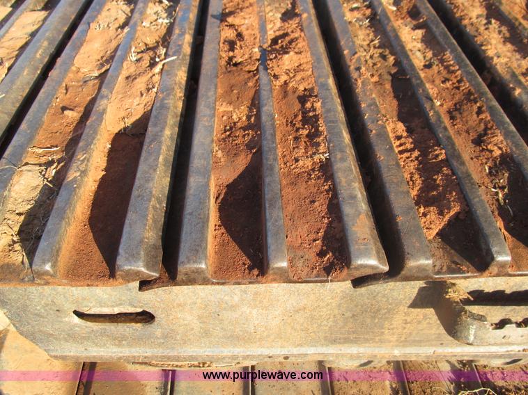 image for item E7520 1987 John Deere 792LC excavator