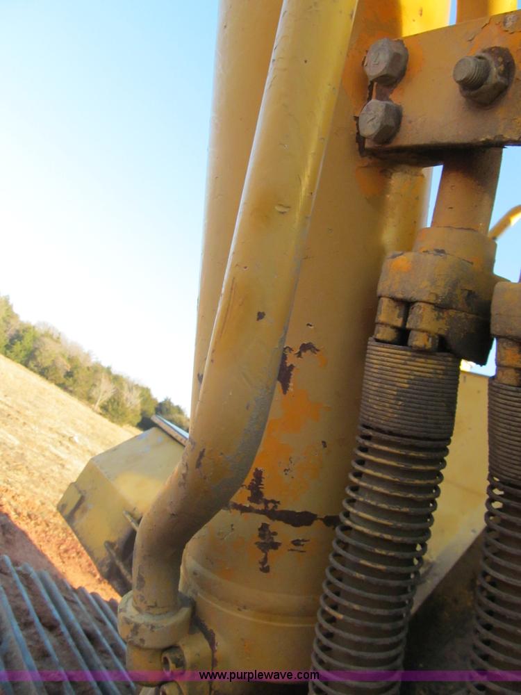 image for item E7520 1987 John Deere 792LC excavator