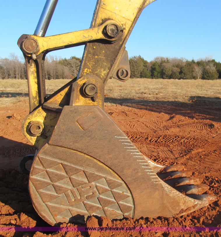 image for item E7520 1987 John Deere 792LC excavator