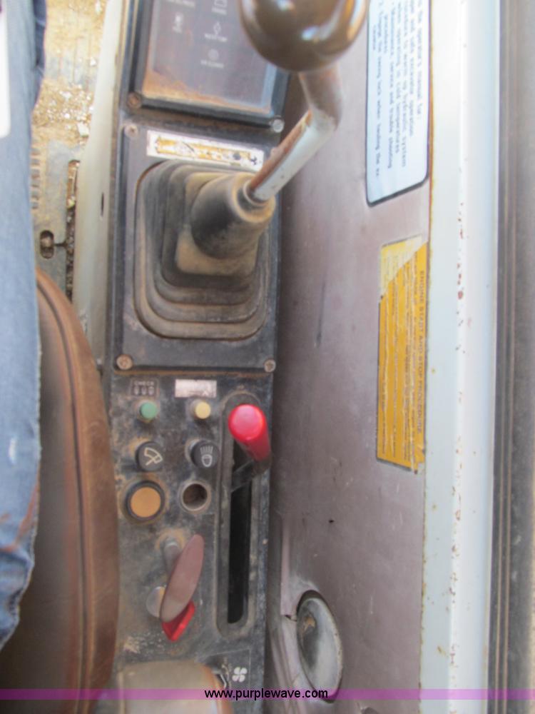 image for item E7520 1987 John Deere 792LC excavator