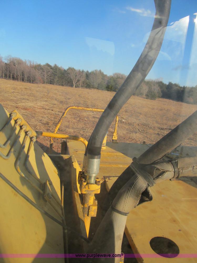 image for item E7520 1987 John Deere 792LC excavator