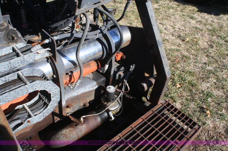 image for item F2772 Roadtec RP185-10 paver