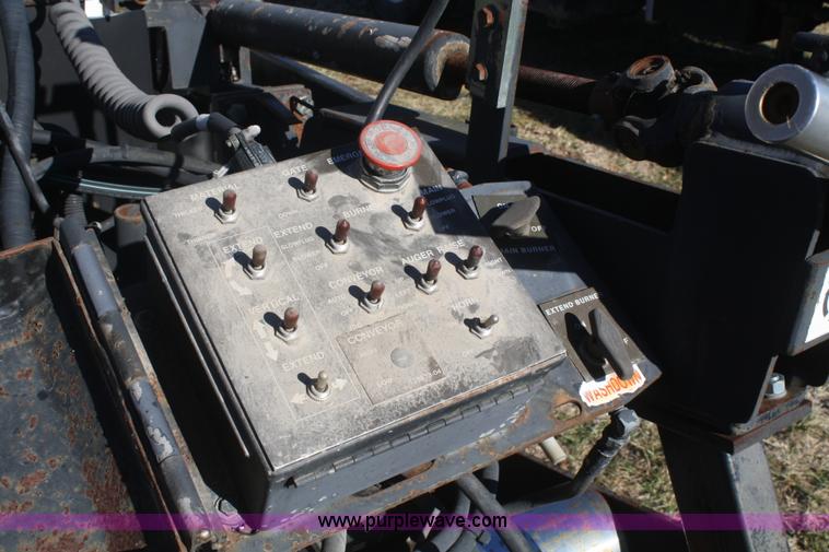 image for item F2772 Roadtec RP185-10 paver