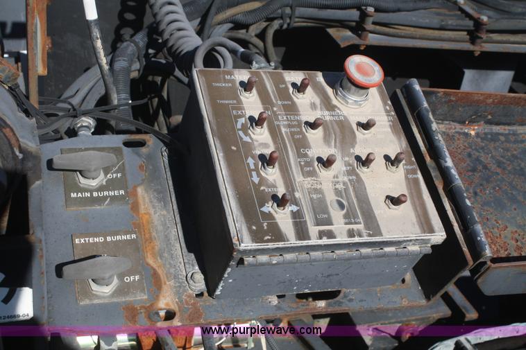 image for item F2772 Roadtec RP185-10 paver