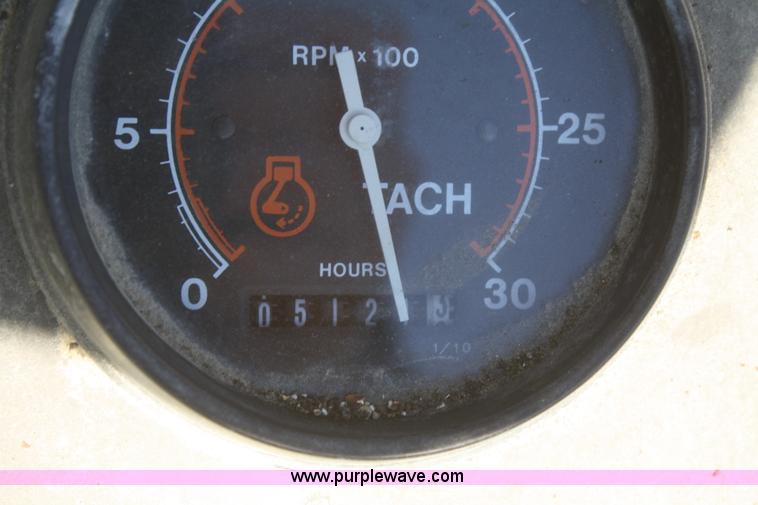 image for item F2772 Roadtec RP185-10 paver