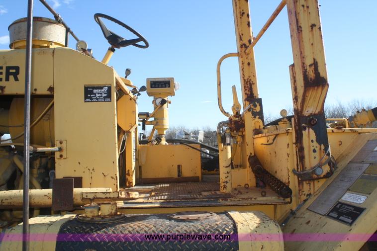 image for item F2773 1984 Bomag MPH100 recycler