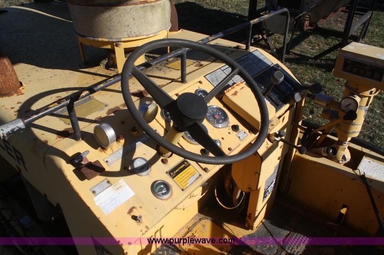 image for item F2773 1984 Bomag MPH100 recycler