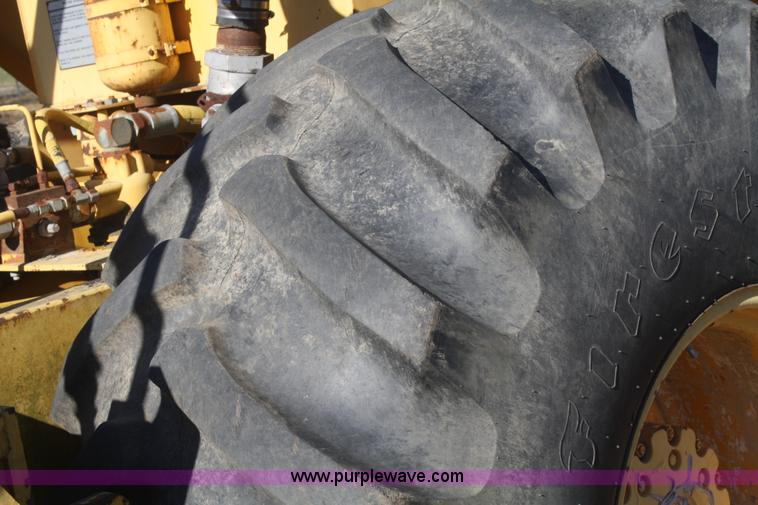 image for item F2773 1984 Bomag MPH100 recycler