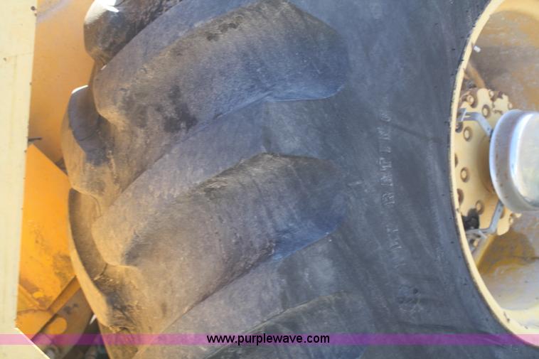 image for item F2773 1984 Bomag MPH100 recycler