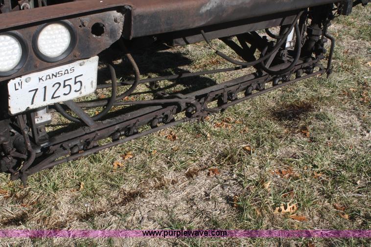 image for item F2892 1996 GMC TopKick oil distributor truck