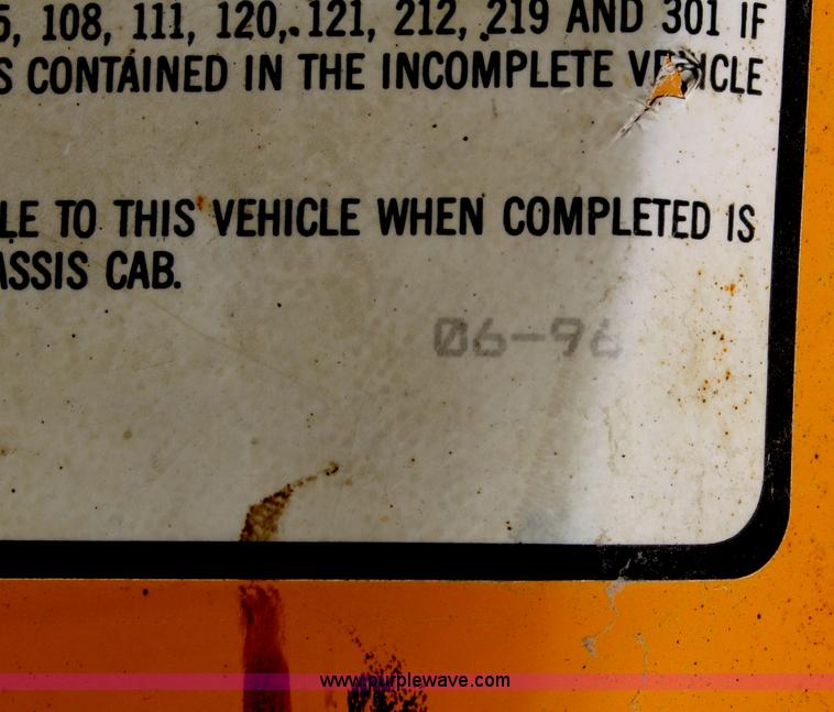 image for item F2892 1996 GMC TopKick oil distributor truck