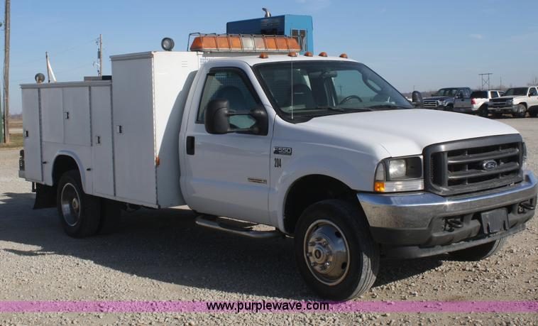 image for item F2895 2004 Ford F550 XL Super Duty service truck